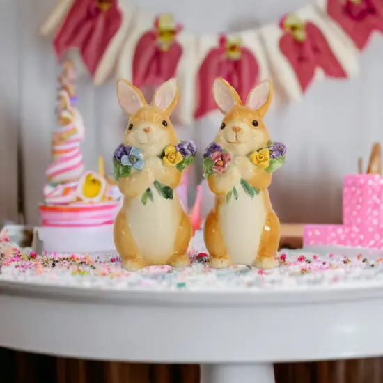 Ceramic Easter Bunny Rabbits with Flowers Salt and Pepper, Home D&eacute;cor, Gift for Her, Gift for Mom, Kitchen D&eacute;cor, Spring D&eacute;cor, Easter D&eacute;cor {1}