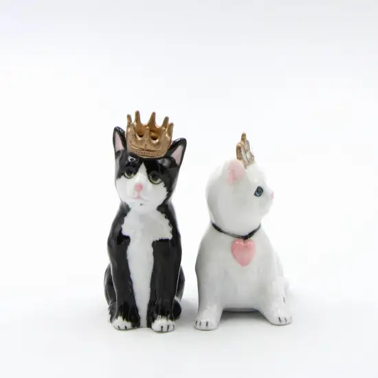 Ceramic King and Queen of Cats Salt and Pepper Shakers, Home D&eacute;cor, Gift for Her, Gift for Mom, Kitchen D&eacute;cor, Cat Lovers Gift {4}