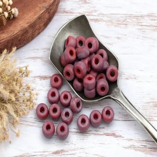 20g Matte Red Nebula 2/0 Matubo Beads {3}