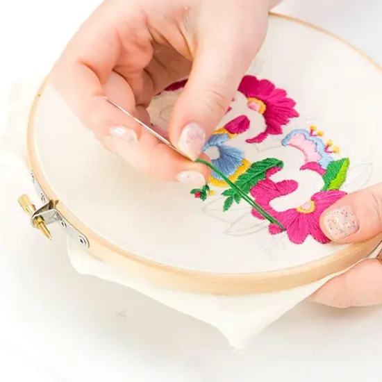 Wooden 5Inch Embroidery Hoops,2 Pieces Natural Beech Wood Embroidery Frame, Decorative Hanging Cross Stitch Hoops Frames for Christmas Embroidery Supplies {4}