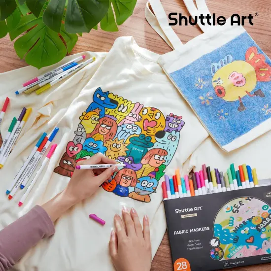 28 Colors Fabric Markers (	Black,Blue,Pink ) {6}