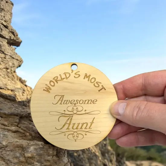 Worlds most Awesome Aunt - Ornament {5}