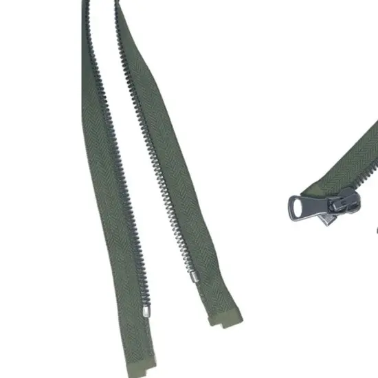 8MM One Way Separating Open Bottom Zipper 28" {3}