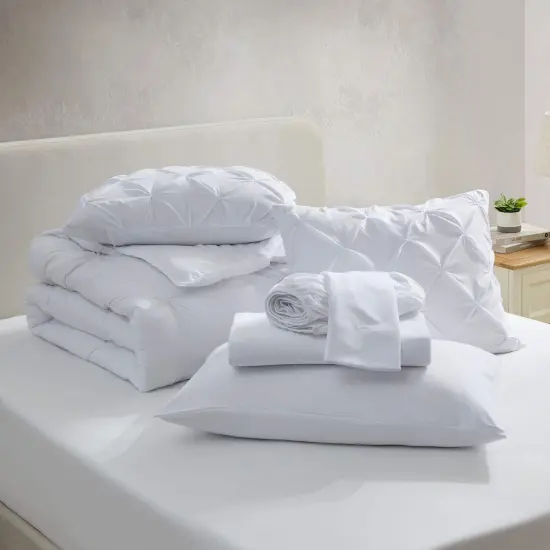 Nestl Pinch Pleat Bed in a Bag with Down alternative Pillow {4}