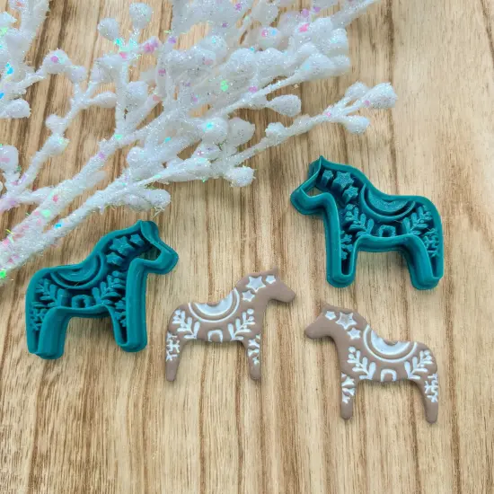 FOLK HORSE | SCANDINAVIAN | CHRISTMAS | CLAY CUTTER {1}
