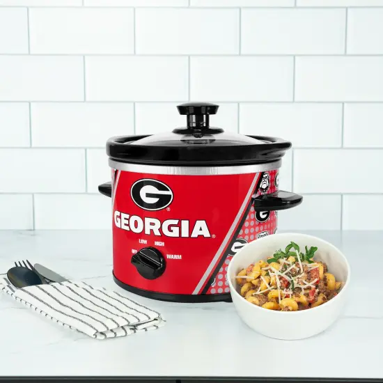 Uncanny Brands Georgia Bulldogs 2-Qt Slow Cooker {3}