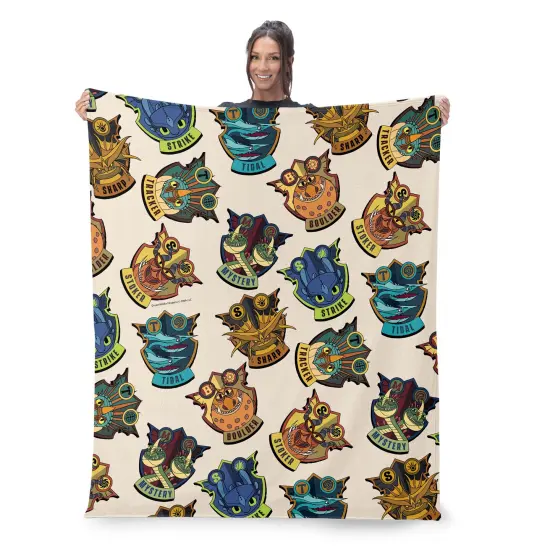Universal How to Train Your Dragon Silk Touch Throw Blanket Dragon Badges {2}
