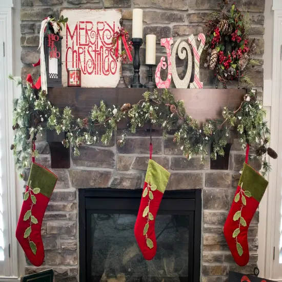 Garland and christmas stocking holder for mantle {7}