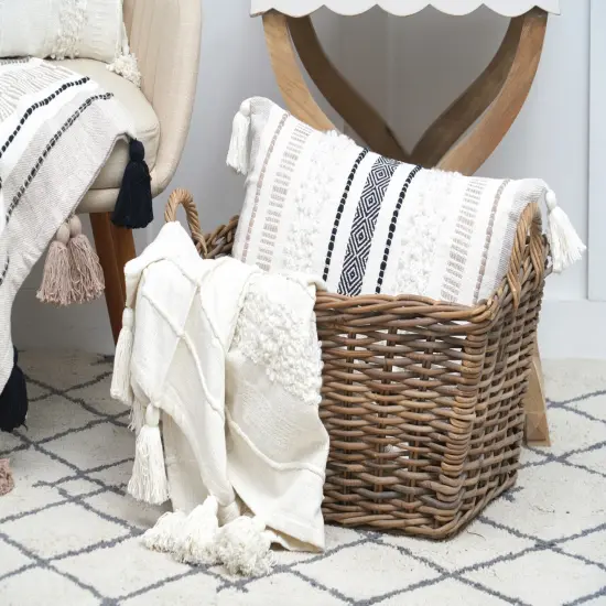 Barton White Throw Blanket {4}