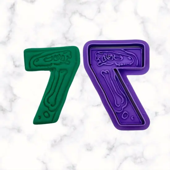 Dinosaur Number 7 Cookie Cutter and Stamp {1}