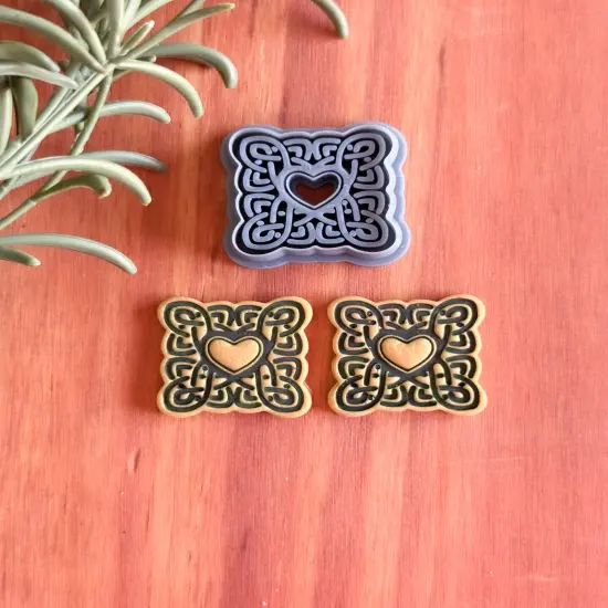 CELTIC SQUARED HEART | IRISH ST PATRICKS DAY | CLAY CUTTER {1}