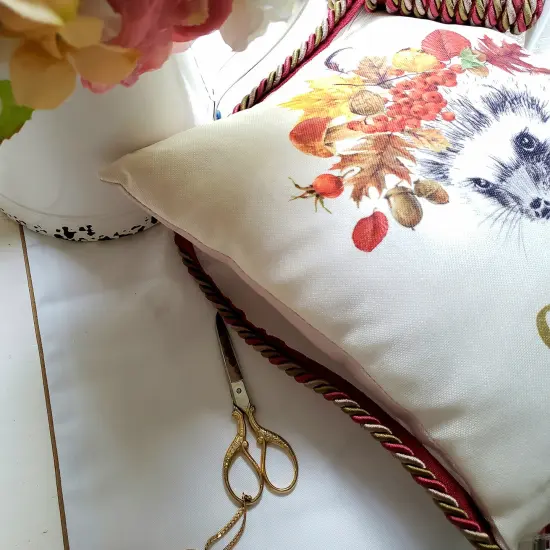 5 yards of Hilda 3/8" TwistedLip Cord Trim | 5 yard cut Ultra Marine {4}