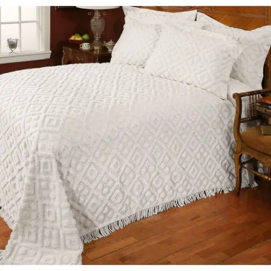 Full Size Cotton Chenille Bedspread with Diamond Pattern and 2-Inch Fringe for Bedroom White {3}