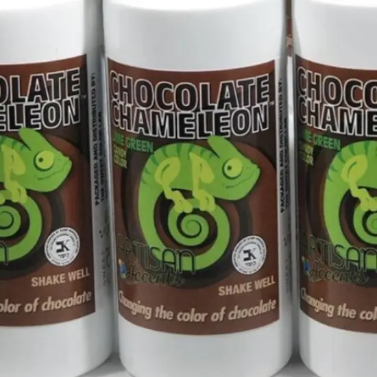 Vibrant Green Oil Based Candy Color 2 OZ for Chocolate Buttercream and Candy Art {1}