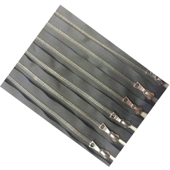 Zipper &ndash; Grey 4MM Open Bottom with Nickel Finish 22.5" {2}