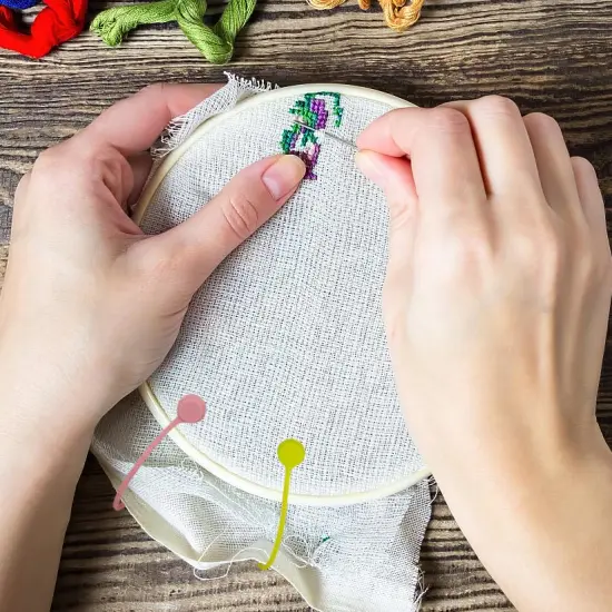 4 pcs Needle Minders Magnetic Cross Stitch Fabric Clips, Macron Color Magnetic Needle Minder, Perfect Cross-Stitch Embroidery and Needlework Accessories, Ideal Gift for Craft Enthusiasts {5}