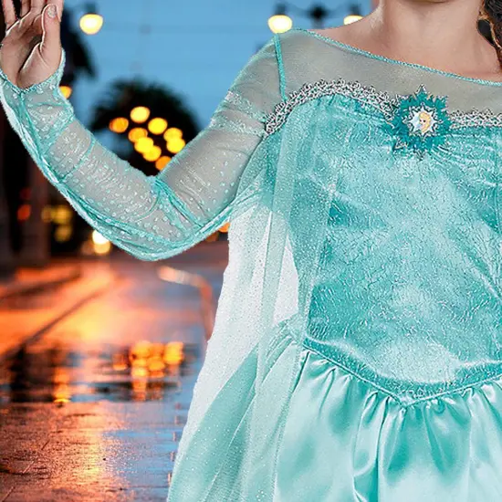 Girls Frozen Elsa Snow Queen Costume Perfect for Halloween {6}