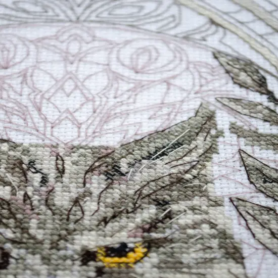 Counted Cross-stitch kit - A fairy tale for the night AH-251 {4}