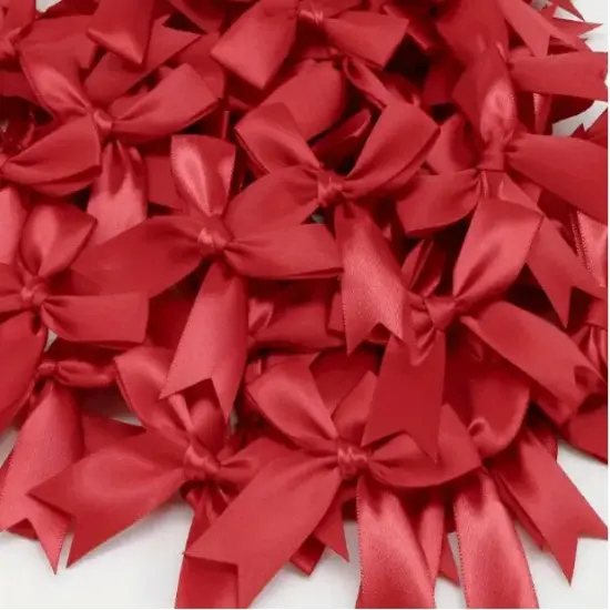 12 Ct Red Bow Satin Ribbon {2}