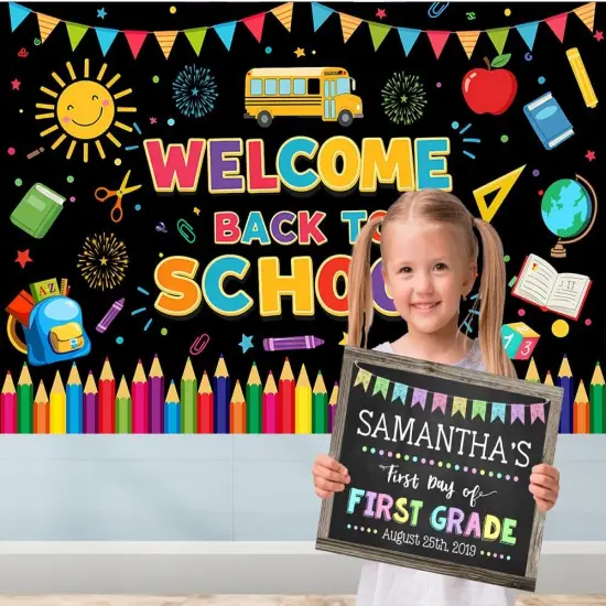 Black Welcome Back To School Banner {2}