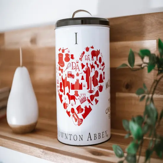 Downton Abbey Biscuit Tin {7}
