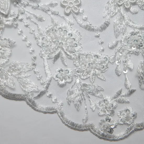 1 Yard Exquisite Embroidered Tulle Lace with Applique and 3D Design Fabric 52" Wide Ivory {1}