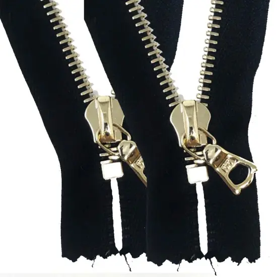 Zipper &ndash; Black 6MM Brass Teeth Closed Bottom 7" {3}