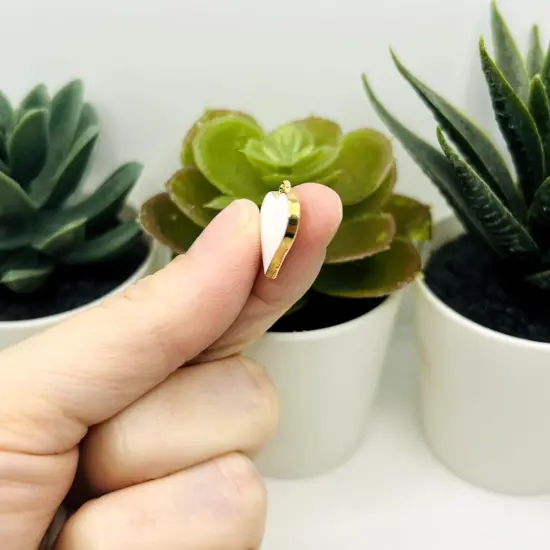 1, 4, 20 or 50 Pieces: White Enamel Heart Charms {4}