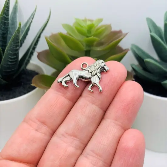 Silver Lion Charms, 16x26mm {2}
