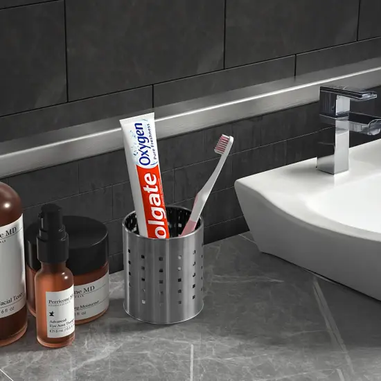 Basicwise Round Metal Utensil Holder Countertop Organizer with Drain Holes for Cooking Spoons, Spatulas, Cutlery, and Silverware Stylish Storage Solution for Kitchen Counter, Silver {3}