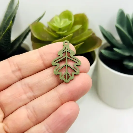 1, 4, or 20 Pieces: Green Oak Leaf Charms {2}