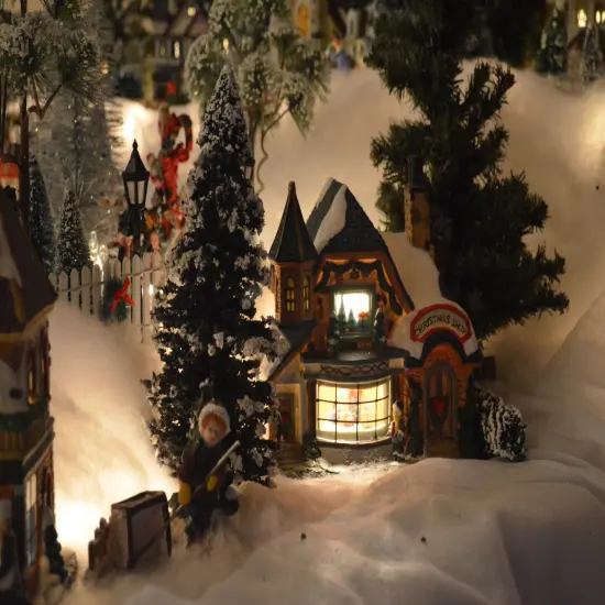 Northlight 8' x 3' White Artificial Winter Powder Snow Christmas Blanket {6}