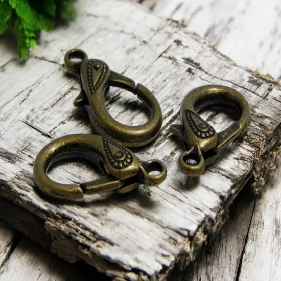 *10* 31x16mm Antique Bronze Lobster Clasps {3}
