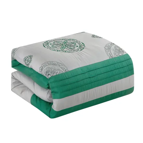 Bluma Luxury 7 Pieces Comforter Set {3}