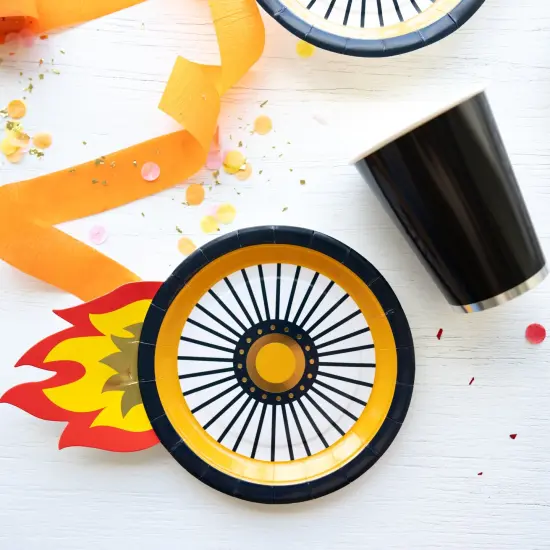 BLACK NOIR SIGNATURE CUPS {5}