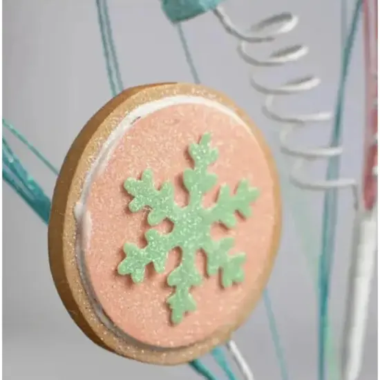 30&rdquo; Snowflake Cookie Gumdrop Spray {2}