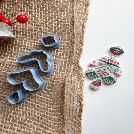 HOLIDAY CHANDELIER DANGLE | CHRISTMAS | CLAY CUTTER SET {2}