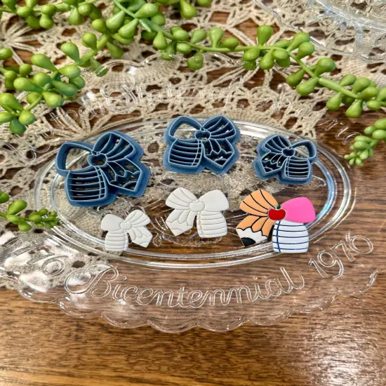 SCHOOL BOW | COQUETTE | CLAY CUTTERS {4}