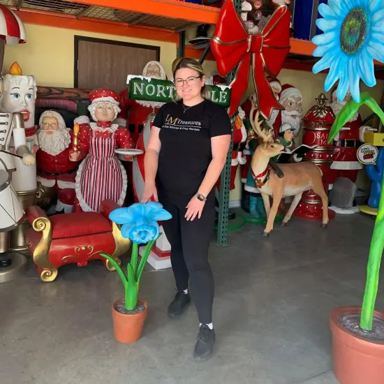 Small Blue Narcis In Pot Flower Statue {3}