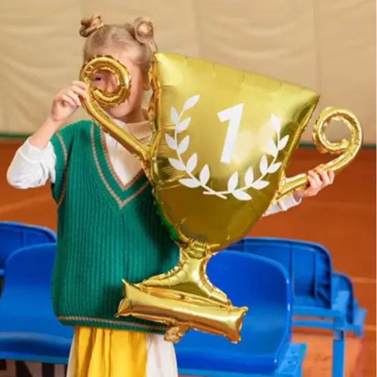 GOLD TROPHY BALLOON {2}