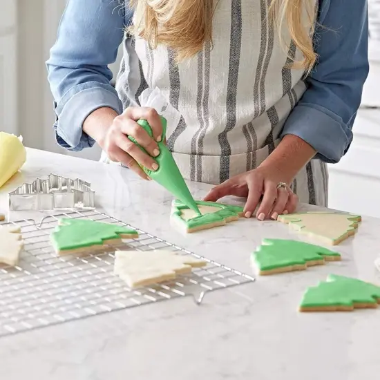 Royal Icing Mix Green 1 Pound {6}