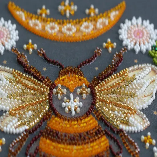 Mid-sized Bead Embroidery kit - Honey dream {4}