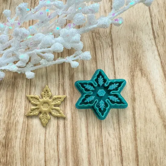 FOLK SNOWFLAKE | CHRISTMAS 2023 | CLAY CUTTER {1}