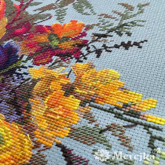 Sunlit Petals K-270 Counted Cross-Stitch Kit {4}