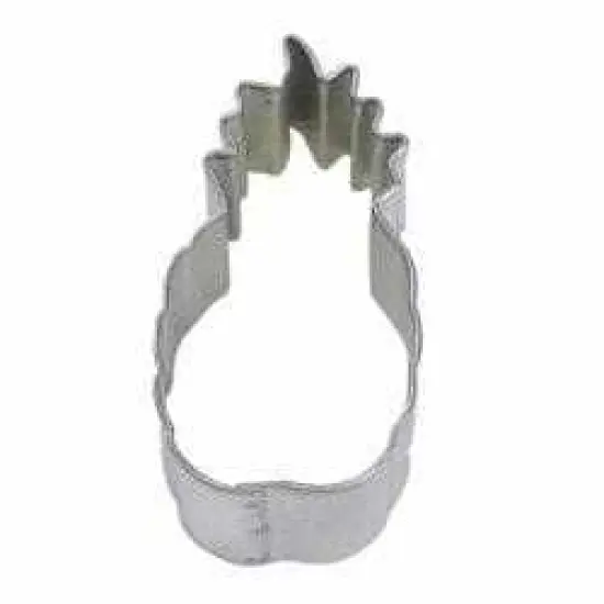 3&rdquo; Pineapple Metal Cookie Cutter {1}