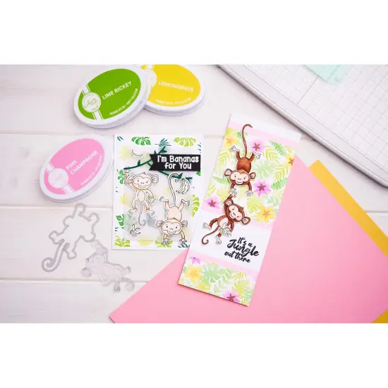 Catherine Pooler X Sizzix Bundle 2-It's A Jungle Stencil & Emboss Folder {4}