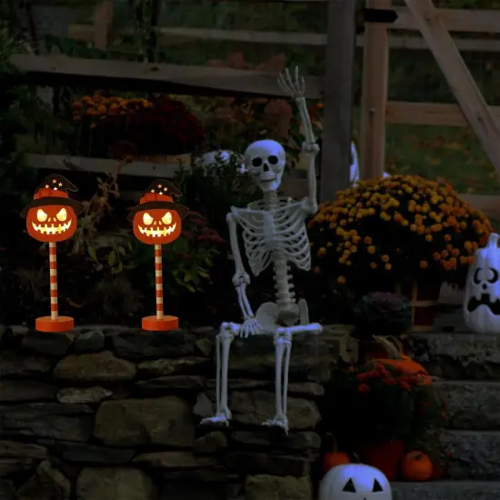 2pcs Standing Lighted Pumpkin Jack-o'-Lantern {4}