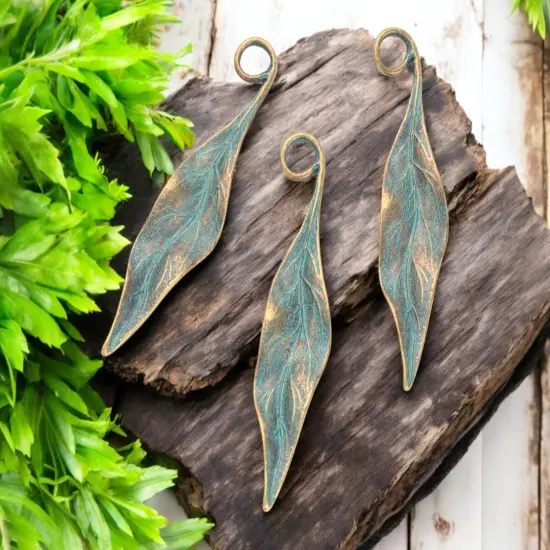 *5* 75x16mm Bronze Patina Leaf Pendants {1}