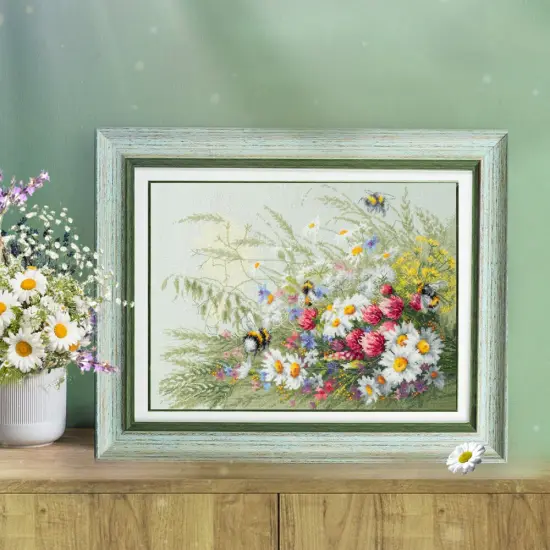 Daisies and Clover 510-225 Counted Cross-Stitch Kit {3}