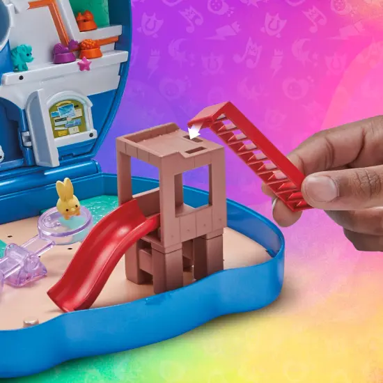 My Little Pony Mini World Magic Compact Creation Critter Corner Toy, Buildable Playset with Hitch Trailblazer Pony for Kids Ages 5 and Up {7}